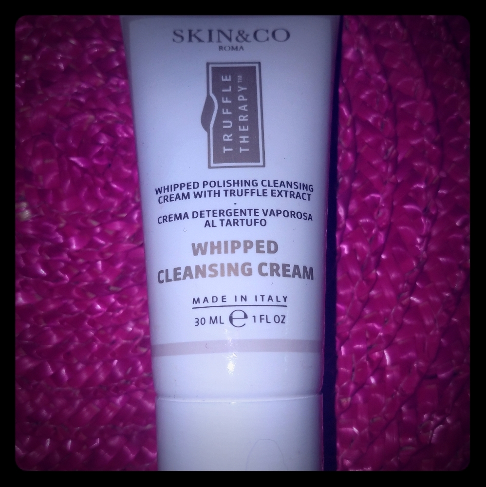 Skin and co cleansing cream